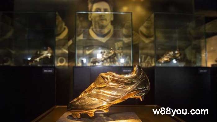 Giải giày vàng châu Âu ra đời từ những năm 1968 – 1991